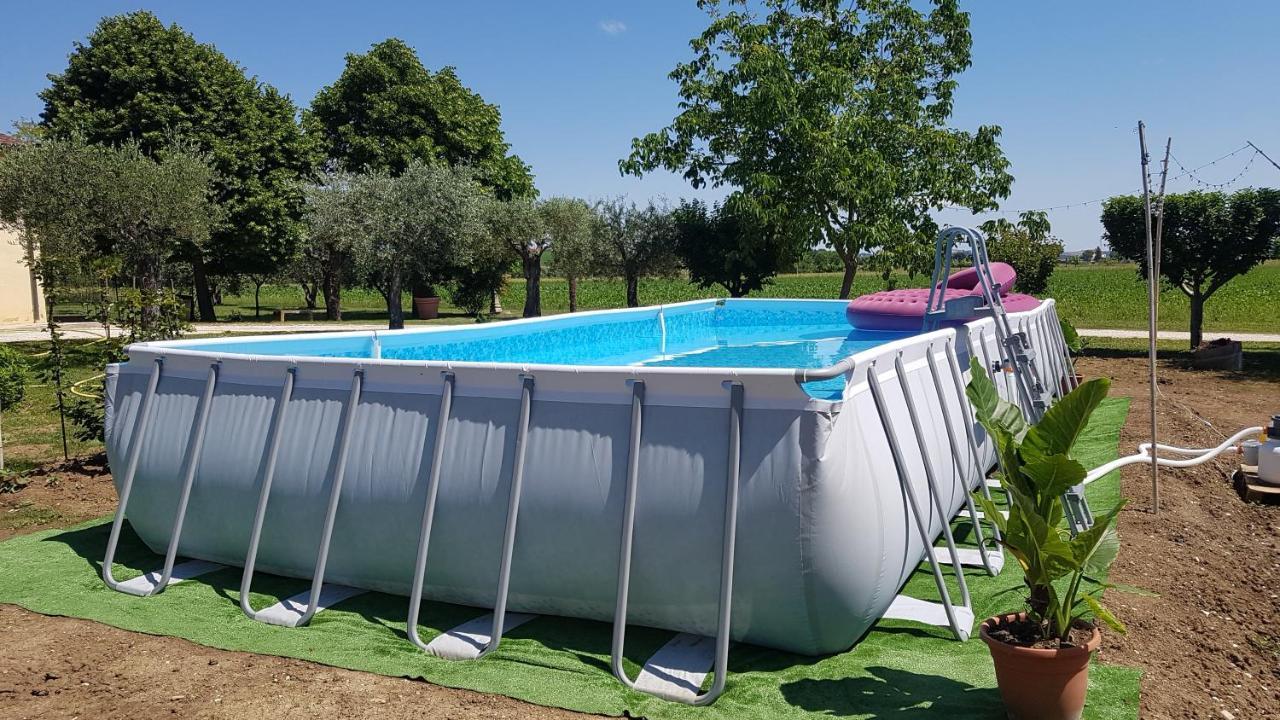 בית הארחה Treia 	"La Grancia" Country House מראה חיצוני תמונה